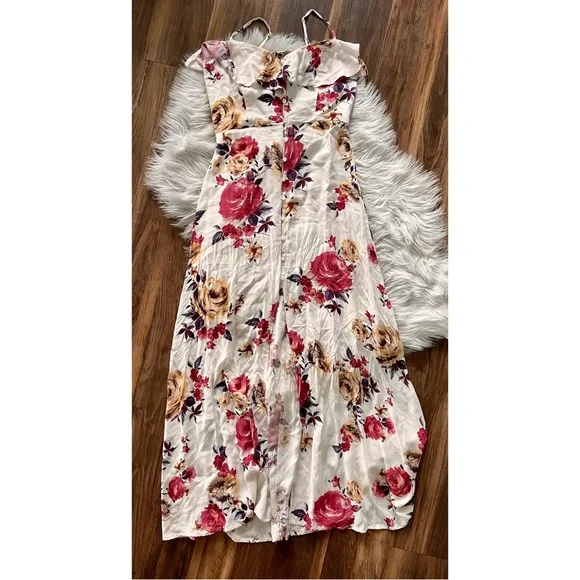 🔴SOLD🔴As U Wish white floral maxi dress - Picture 5 of 10